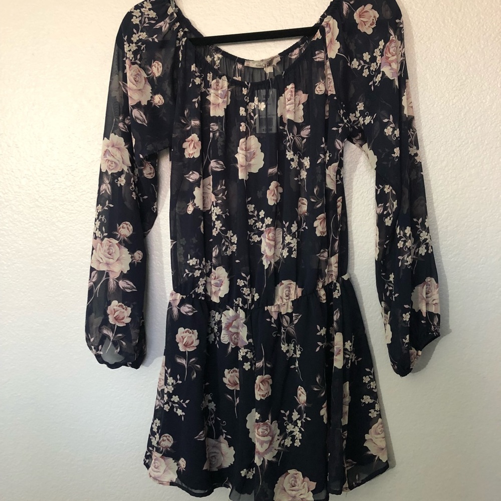 Elle Clo romper, Size L